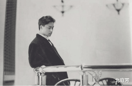 经典|港乐巅峰十年，每一年诞生的粤语经典与年度“实至名归”探讨