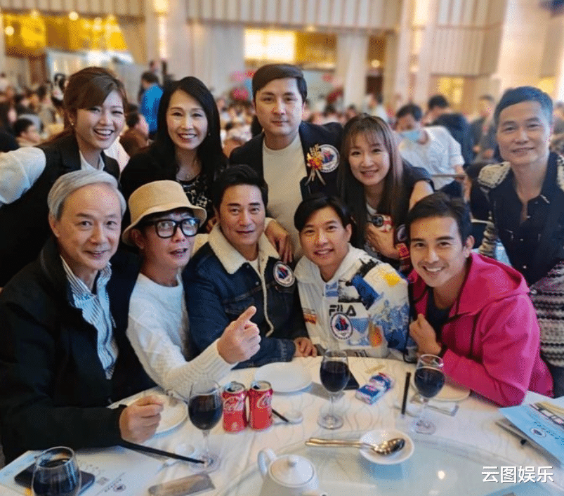 钱小豪|拳手聚会多位港星现身!钱小豪曾上擂台,卢惠光蝉联过七届泰拳王