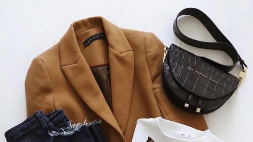穿衣搭配|换季必须买新衣服？10套旧衣搭配思路，用基础款就能足够时髦