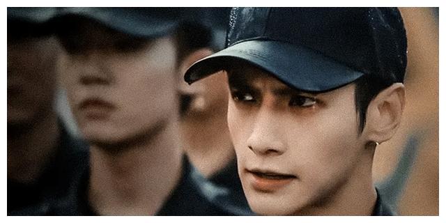 明星|身材和脸“不配”的明星，有人长得丑身材好，有人身材差长得美