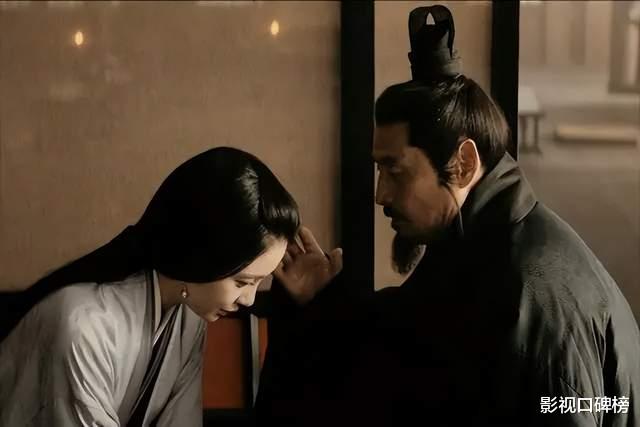 尹铸胜|《梦华录》“高观察”不简单,是陈红同学,剧抛脸式演技堪称整容