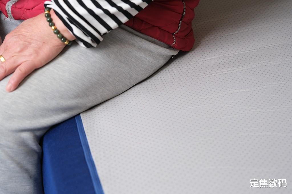 显示器|试睡100天仍可退款!小米生态8H蓝精灵床垫开创了家具先河