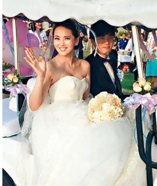 豪门|头婚嫁豪门,二婚“吃嫩草”,这些女明星究竟是拜金,还是缺爱?