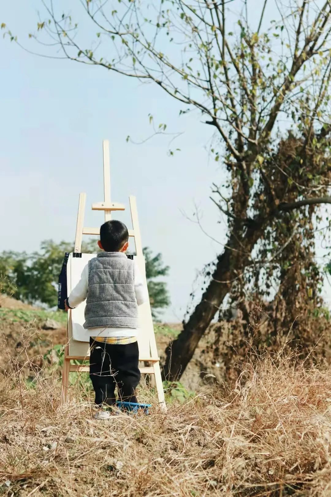 购房置业|疫情失业、没钱买房,90后爸爸说:住出租房一样能给孩子好教育