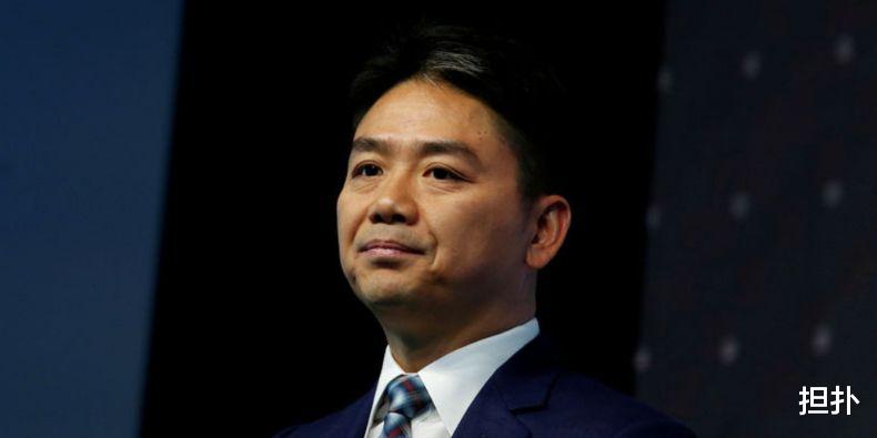 刘强东|大二兼职赚了20万，他没买房却去创业，亏光20万后如今又赚到千亿