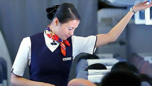 为何空姐在结束航班后,并不是直接回家,而是去五星级酒店暂住?