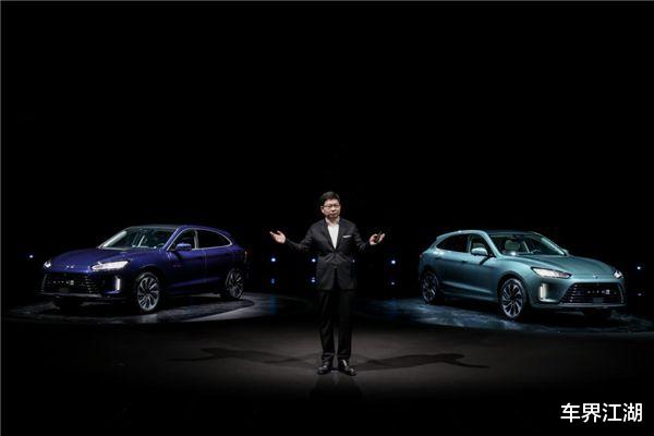 余承东|余承东微博一席话激起千层浪， 一点油1400公里续航有些不严谨