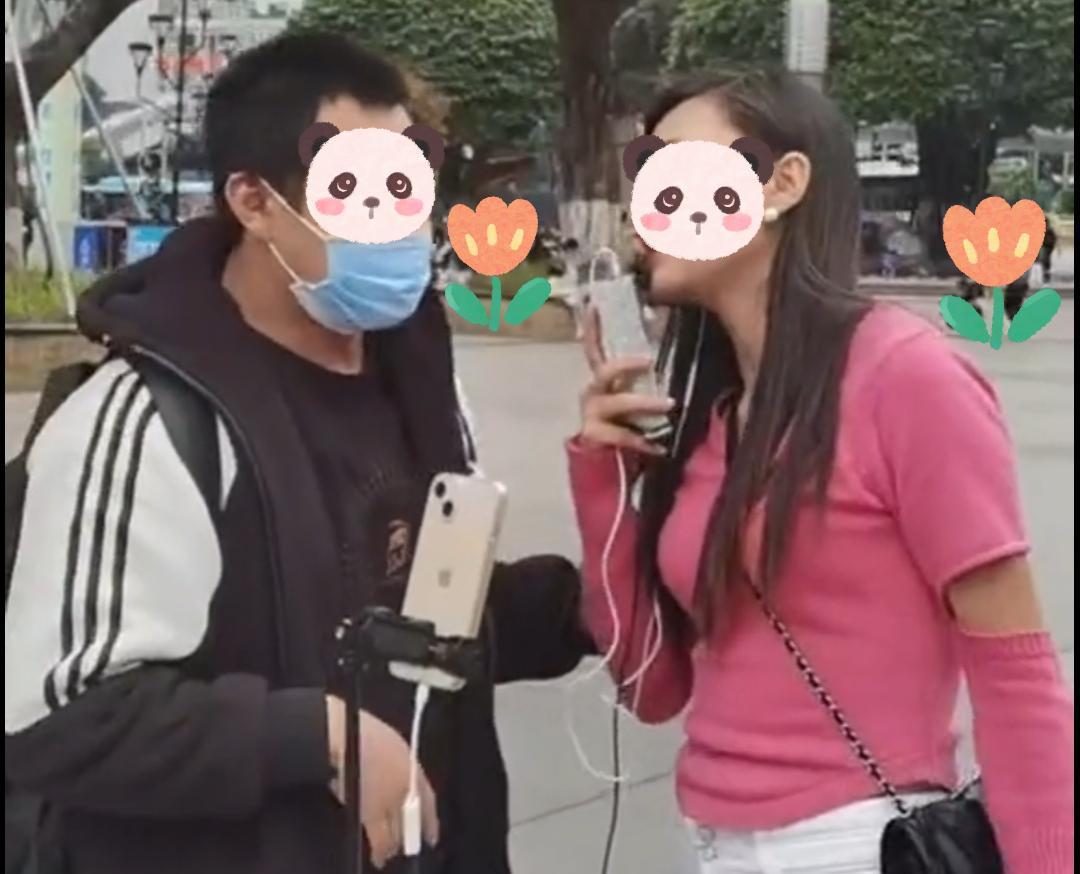 男子追着女主播讨要钱,声嘶力竭控诉,说自己连饭都吃不上了