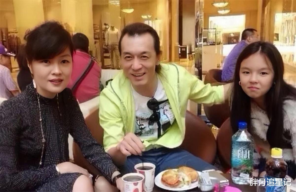 哈文|著名主持人李咏病逝4年后，遗孀哈文的痴爱让人泪目