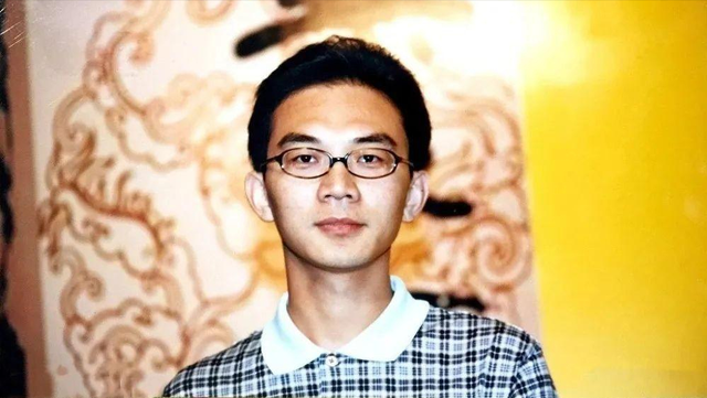 央视名嘴郎永淳:陪妻子抗癌欠下巨债,辞职后经商,却因酒驾入狱