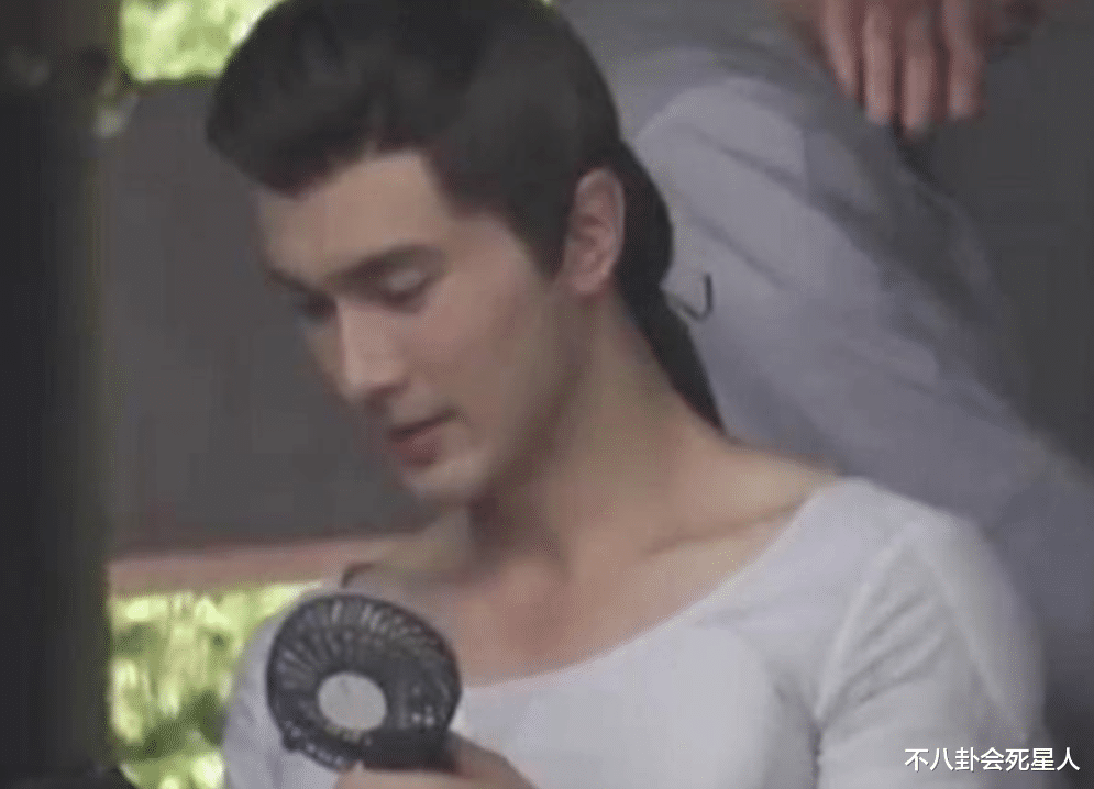 硅胶|硅胶假身材、抱不起女主、连弓都拉不开!圈内男星虚到超乎想象!