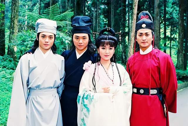 包青天|有人数过金超群版的《包青天》拍了多少集么？有谁看完全部的呢？