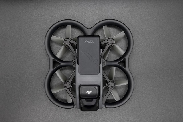 dji|大疆AVATA评测：自带桨保的飞行体验无人机 零基础上手