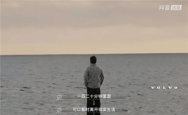 梁朝伟|61岁梁朝伟，很怪1个人，你知他为何与刘嘉玲两地分居留居日本吗