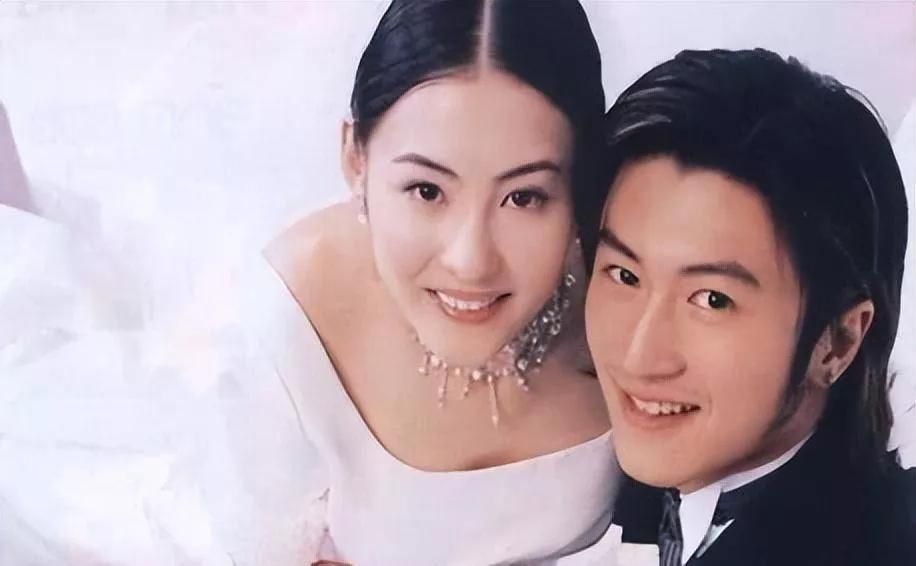 王菲|王菲谢霆锋被曝分手,女方携小鲜肉出行,网友想看锋芝世纪复合