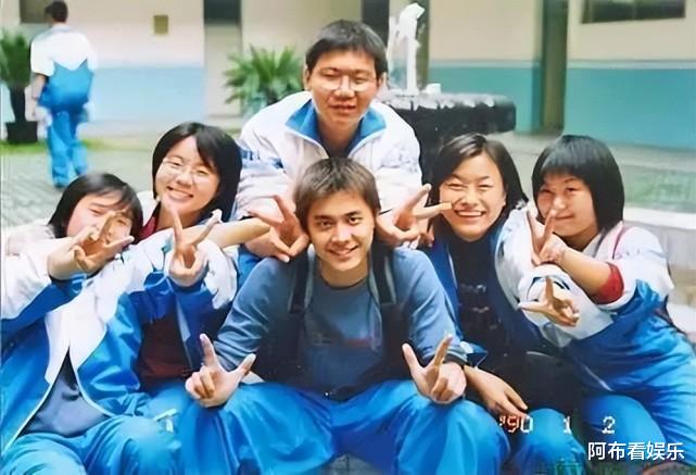 邱淑贞|“国民校草”李易峰陨灭之路:始作俑者是她?深扒其母黄四妹