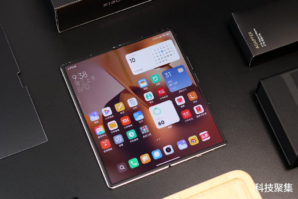 小米科技|外练筋骨皮,内练一口气!小米MIX Fold2手机不止表象这么简单