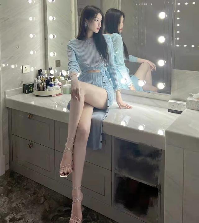 郭艾伦|郭艾伦前女友晒素颜照！笑容甜美令人融化，亚洲第一控卫后悔吗？