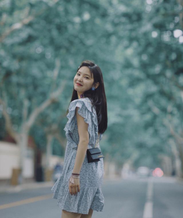明星素颜 为什么有的女生素颜比化妆好看,对比这些特点,你是吗?