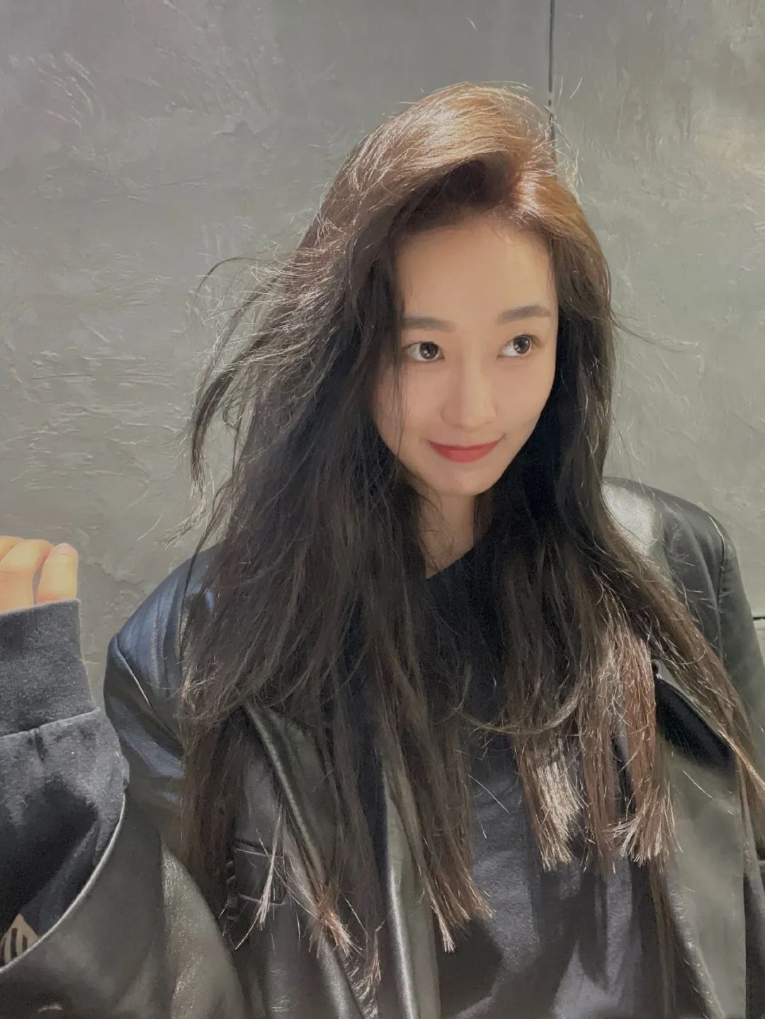 许潇晗|许潇晗，在韩国出道两年欠债80万，回国发展后，成功逆袭！