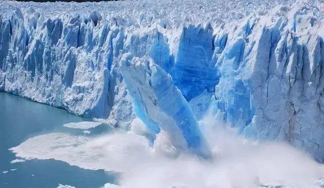 南极崩塌了！一块1270平方公里的冰山掉落大海，有什么影响？