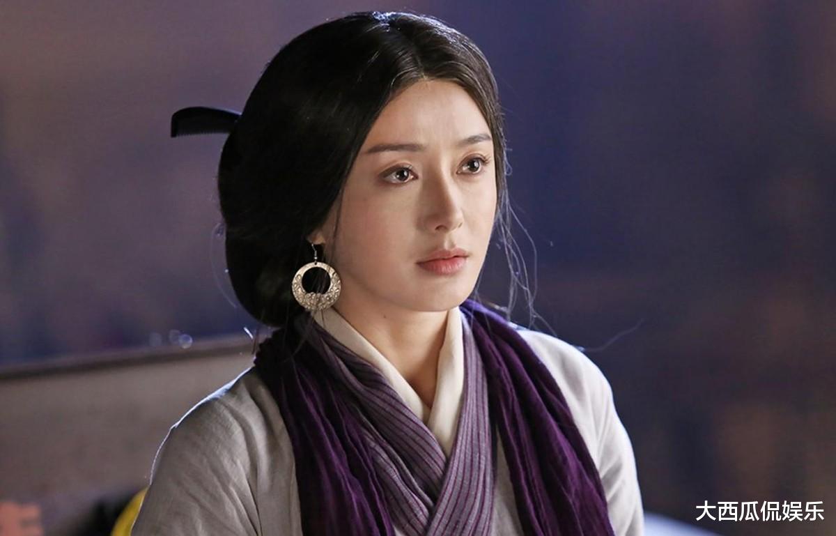 郑业成|郑业成又一悬疑大剧来袭，女主才貌不凡，金牌导演助阵，收视稳了