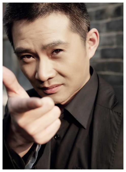 任帅|任帅：成名后不忘糟糠之妻，结婚21年无绯闻，38岁中年得子乐开怀