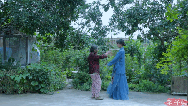 李子柒|消失近一年的天后——李子柒终于复出，背后隐藏的真相，让人难以咬牙切齿。