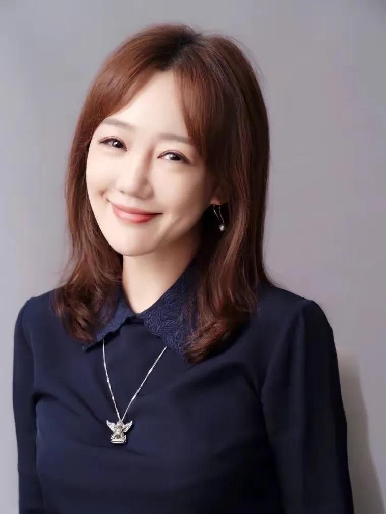 胡歌|胡歌：刻骨铭心不及久伴，忠孝不能两全，此生唯独配不上薛佳凝