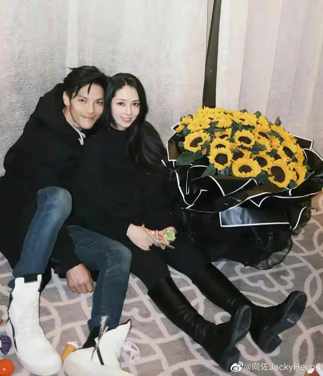 郭碧婷|向太承认郭碧婷怀二胎,笑容满面透露是男孩,预产期下个月