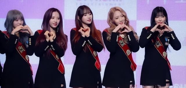 金孝静|《Queendom2》三公表演曲目阵容曝光,女王孝琳唱、跳舞台皆上!