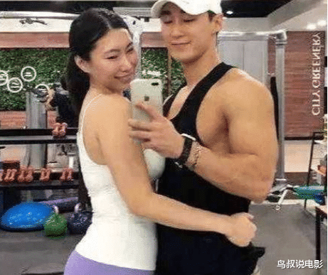 |“19岁”小鲜肉爱上“42岁”阿姨！这对“母子恋”真是因为爱情吗？