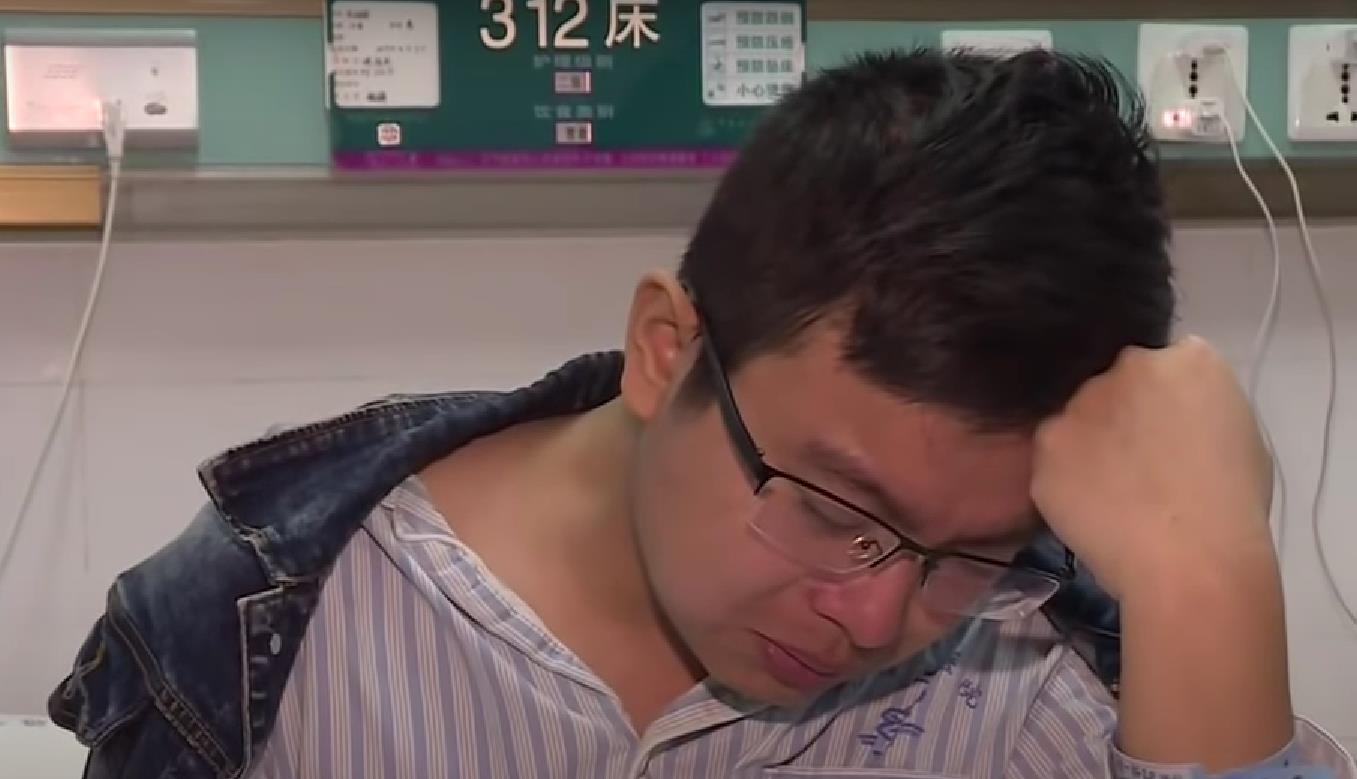 17年湖南男子查出癌症,父母听闻不堪负重,4小时内双双跳河自尽