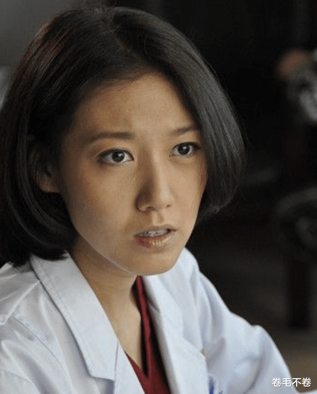 黄圣依|“大长脸”也好看的8位女星，个个明艳大气，高级感十足