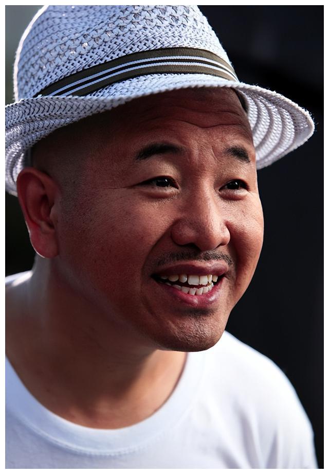 刘能|刘能被人追着骂，乖乖挪车不敢还嘴，还被曝光了车牌号