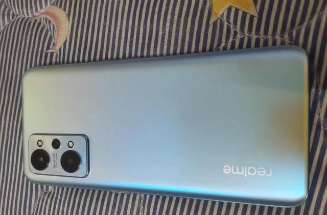 高通骁龙|持续真香的骁龙870旗舰，三星E4屏+五千电池，12G顶配版仅1999元