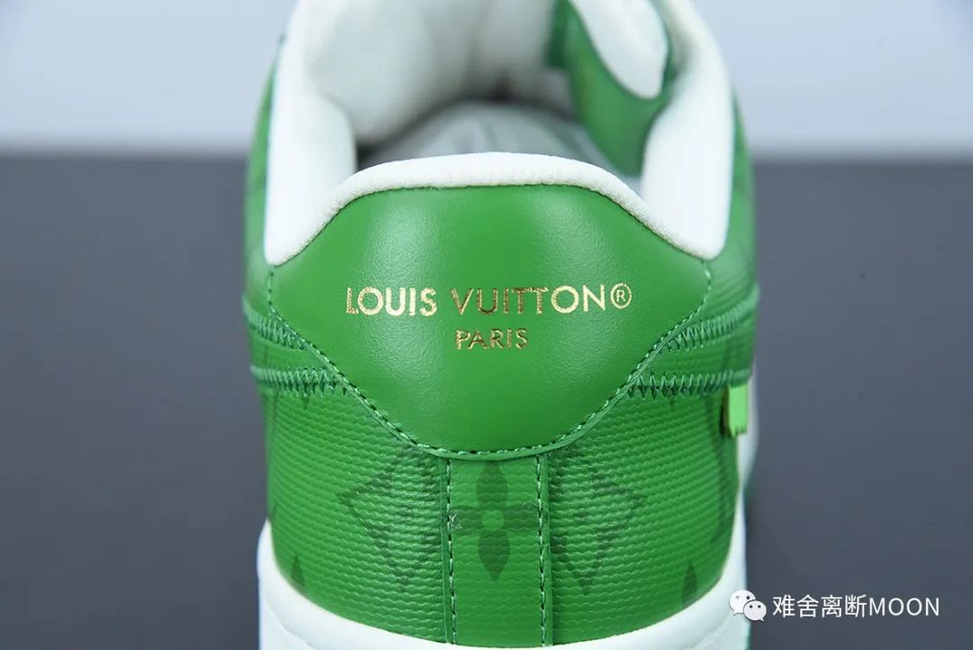 年度鞋王LV 联名 AF1细节对比揭秘  万元定价极致细节可以复刻？