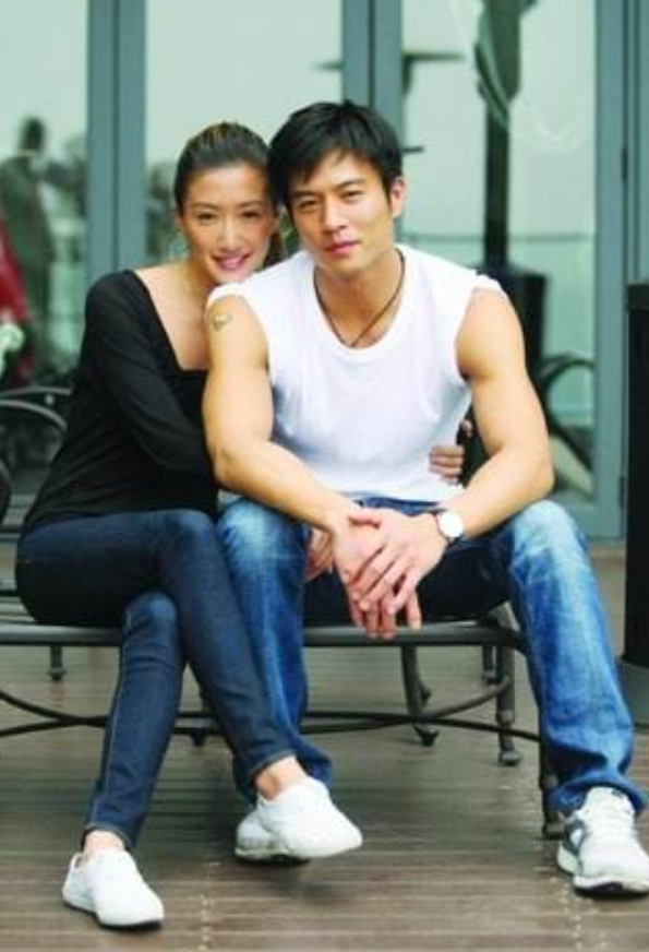 谢婷婷|谢婷婷：风流堪比谢贤，39岁不结婚，未婚生女让谢贤愧疚难当