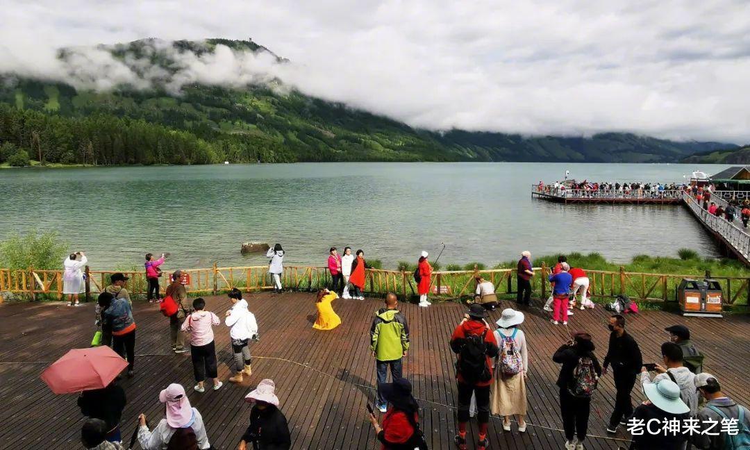 新疆维吾尔自治区|新疆旅游现状:热闹非凡,上海游客特别多,民宿老板只能住厨房