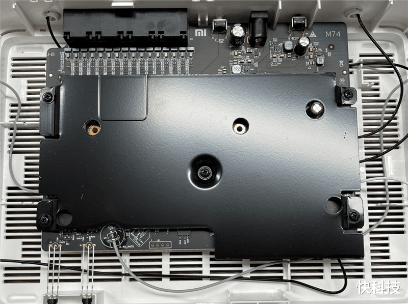 OPPO|AX6性价比之王继任者！Redmi AX5400路由评测：再不用纠结二选一了