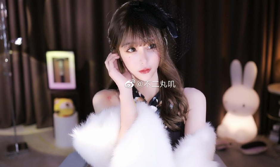 二次元|新晋二次元女神直播间被封！不二丸叽性别成迷，网友直呼不重要