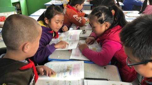 办公室|中小学提高招聘教师标准，专科生出路又少了？教育部门给予回应