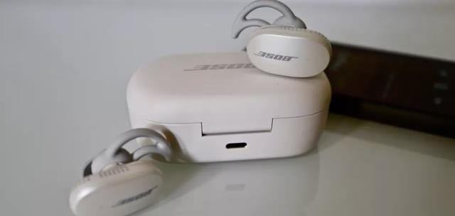 蓝牙耳机|2022年深度测评顶级蓝牙耳机4款经典代表作,我们愿为哪款掏钱?