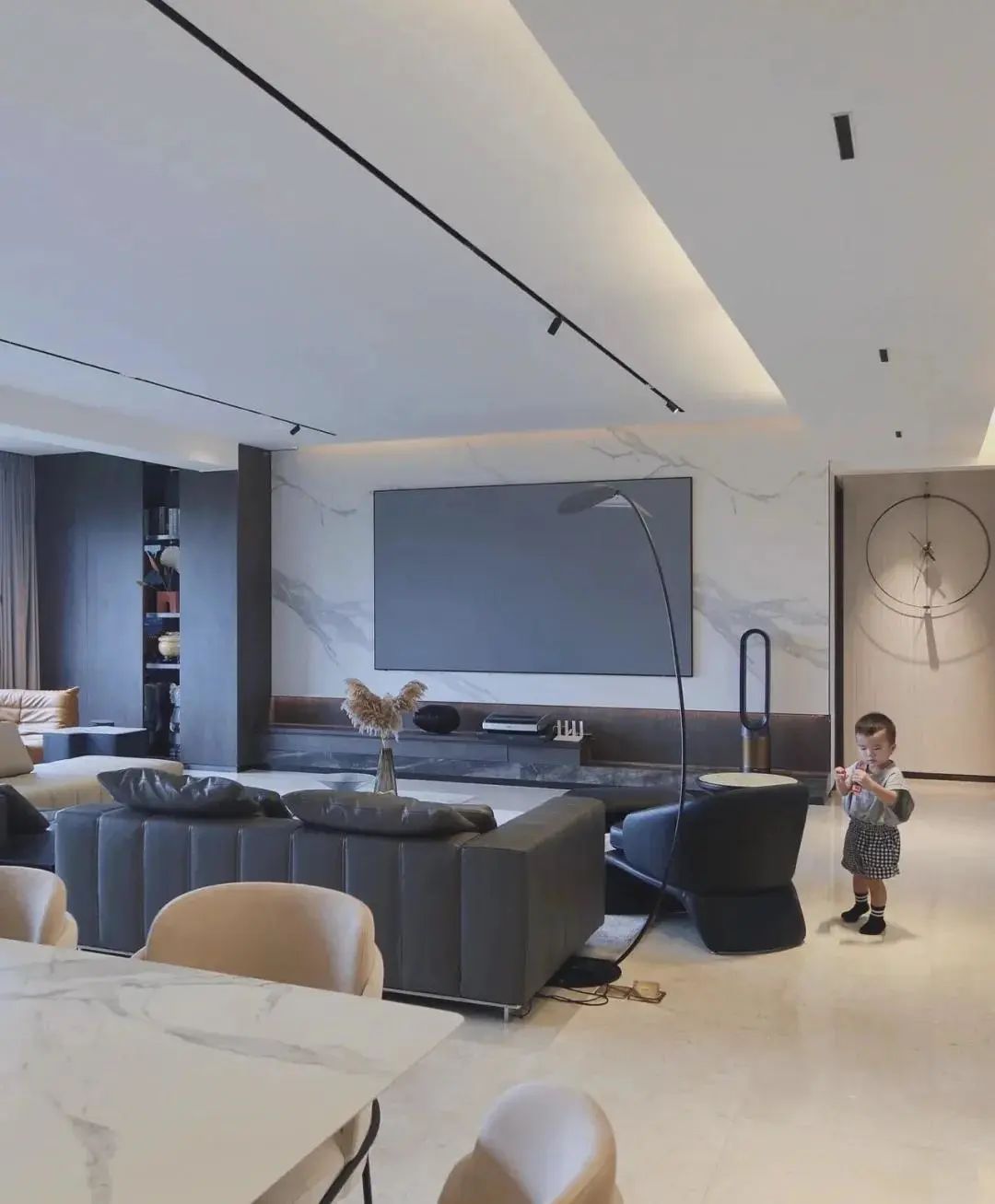 住惯了“横厅”,再也不想住“竖厅”了