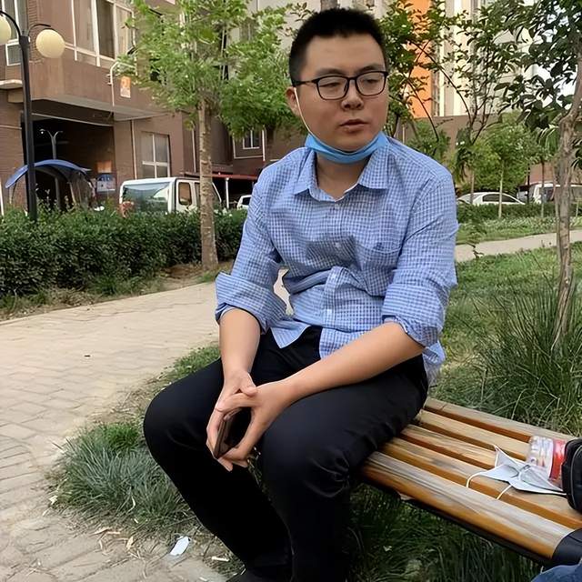 聚餐|姚威仍与老杜夫妇往来？同框聚餐旧照被扒，姚威田静再惹争议