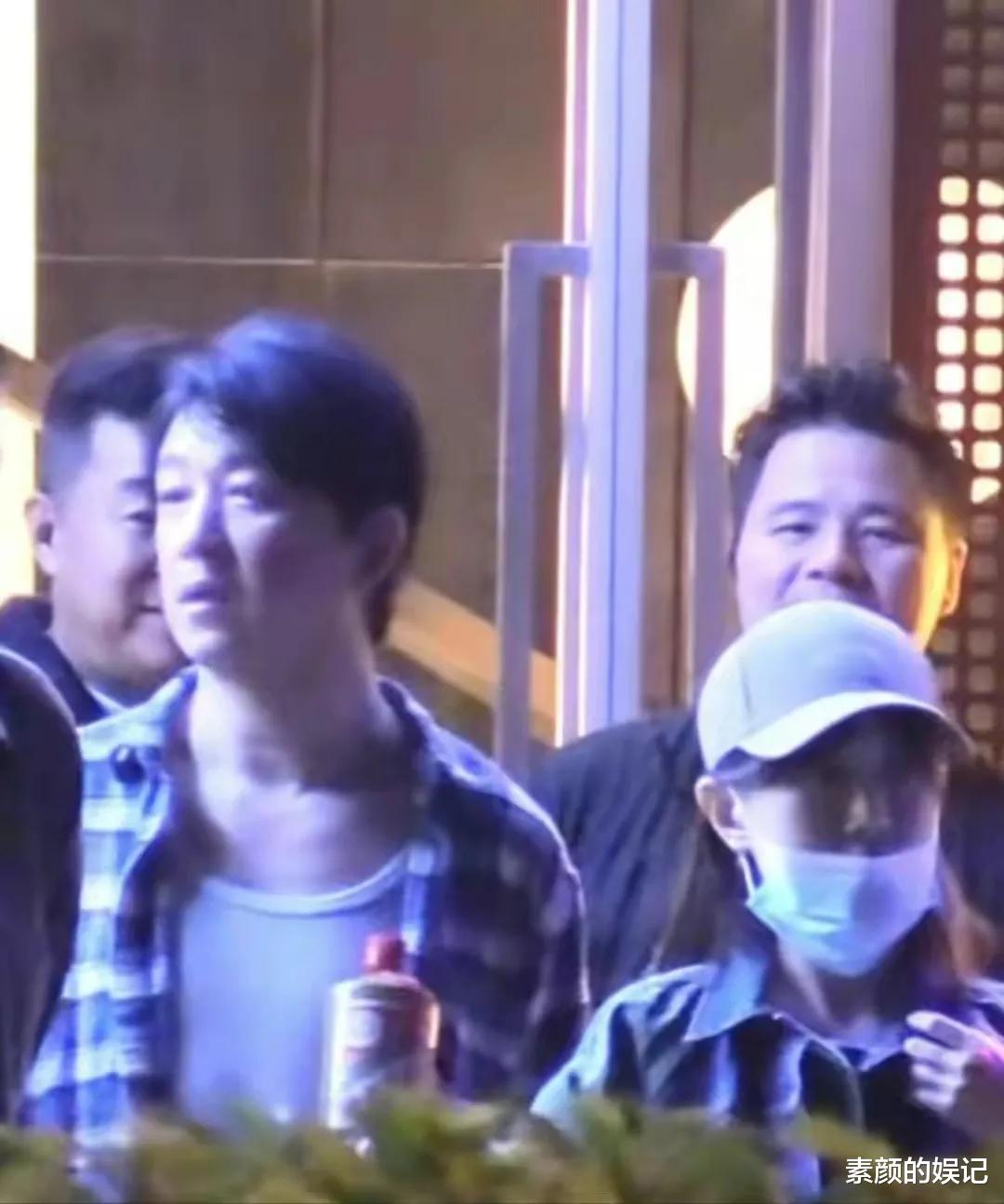 潘粤明|曝潘粤明筹备婚礼,董洁得知后说不给儿子留财产就大闹婚礼现场