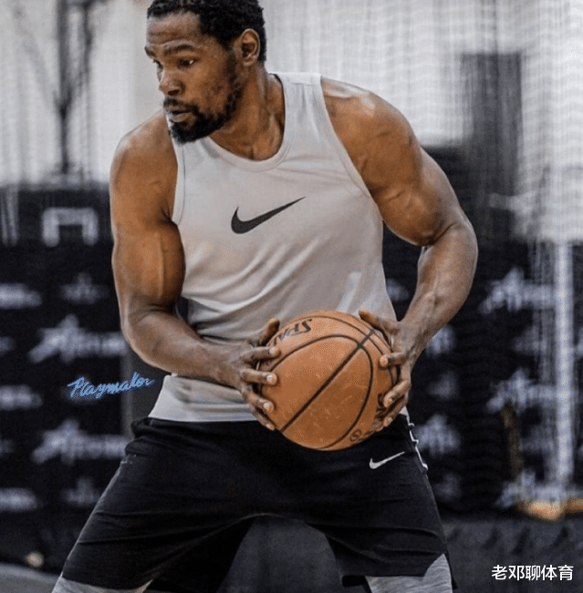 姚明|看了照片才知道,原来NBA这些球星肌肉那么强!姚明有6块腹肌