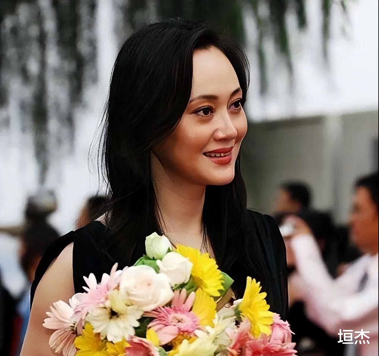 |住豪宅、嫁外国，病逝他乡，这些移居国外的老牌明星浮沉各异