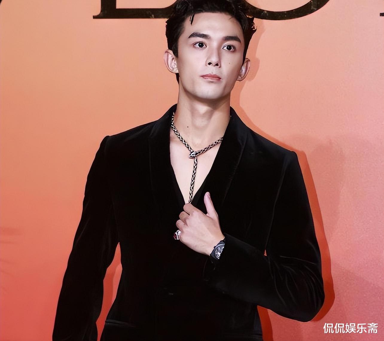 吴磊|戏份被删，海报被撤，直播被停，吴磊的成名之路，“步步惊心”！