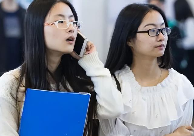 大学生|过来人坦言：校招和社招区别大，幸好听了老师的话，学生别不在意